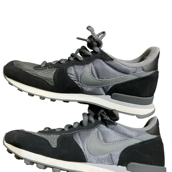 Nike Shoes Nike Womens Nike Internationalist Athletic Shoes